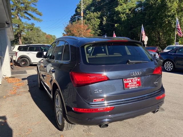 Audi Q5 2.0T Premium quattro 2017 Audi Q5 2.0T Premium quattro 2017