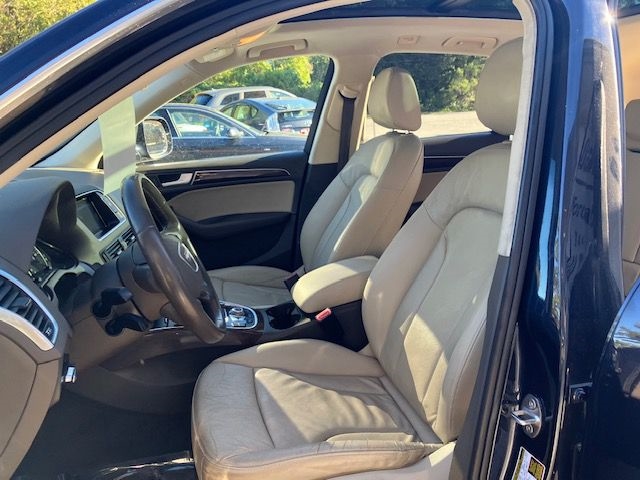 Audi Q5 2.0T Premium quattro 2017 Audi Q5 2.0T Premium quattro 2017