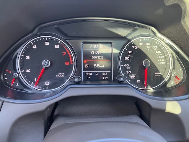 Audi Q5 2.0T Premium quattro 2017 Audi Q5 2.0T Premium quattro 2017