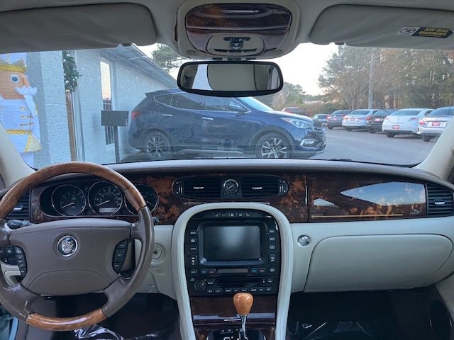 Jaguar XJ-Series Vanden Plas 2005