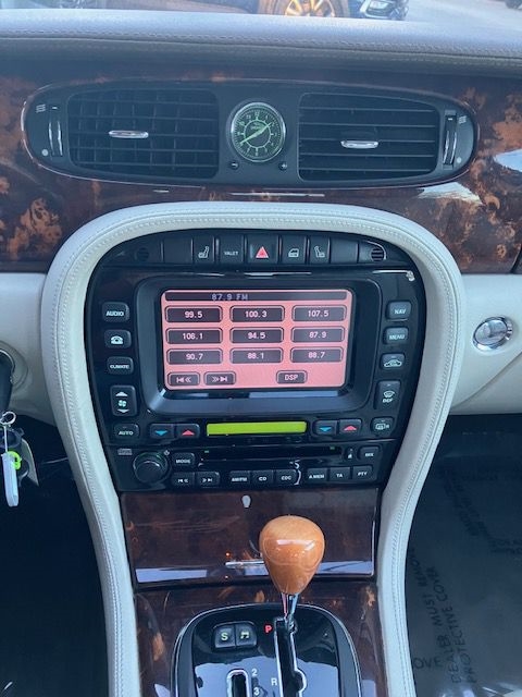 Jaguar XJ-Series Vanden Plas 2005