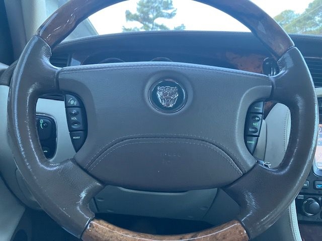 Jaguar XJ-Series Vanden Plas 2005