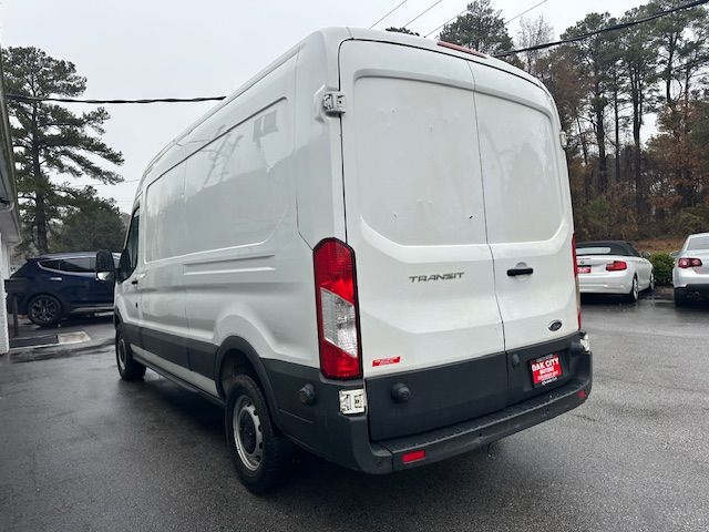 Ford Transit 250 Van Med. Roof w/Sliding Pass. 148-in. WB 2017