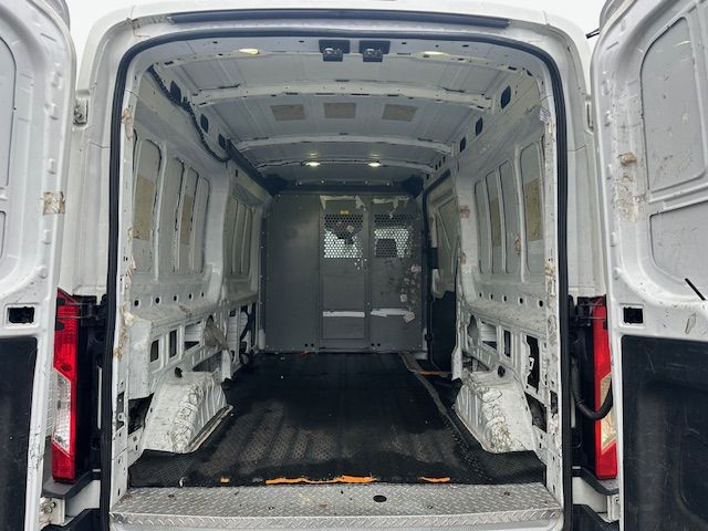 Ford Transit 250 Van Med. Roof w/Sliding Pass. 148-in. WB 2017