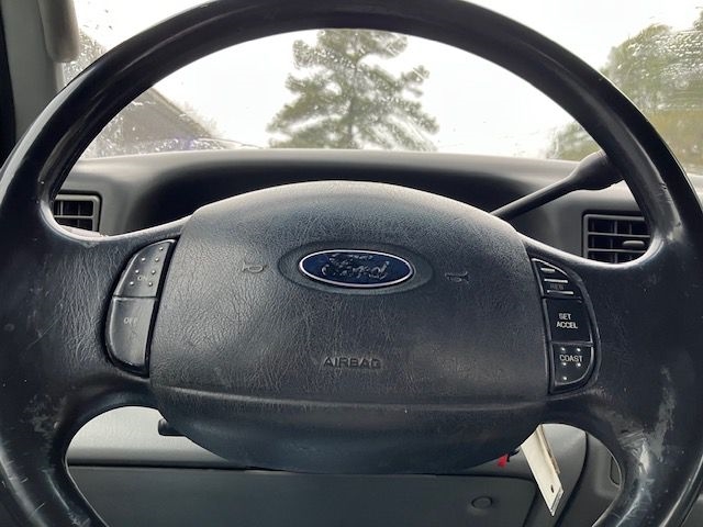 Ford F-350 SD XL SuperCab 4WD 2004