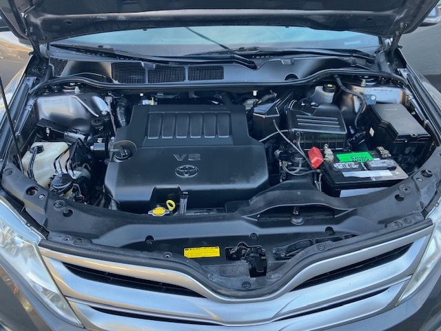 Toyota Venza LE V6 FWD 2013