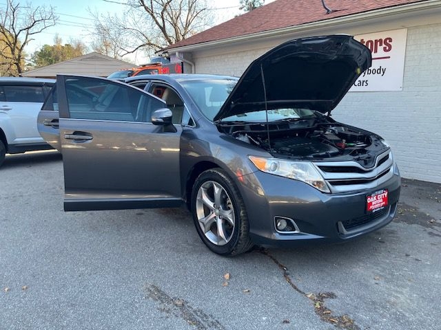 Toyota Venza LE V6 FWD 2013