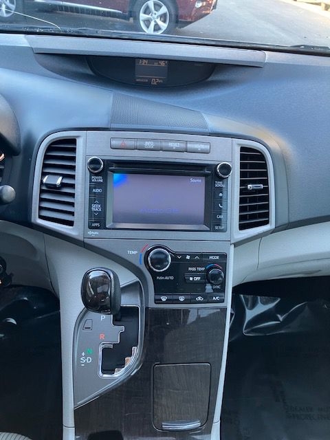 Toyota Venza LE V6 FWD 2013