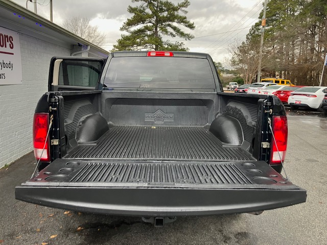 RAM 1500 Tradesman Crew Cab SWB 4WD 2016