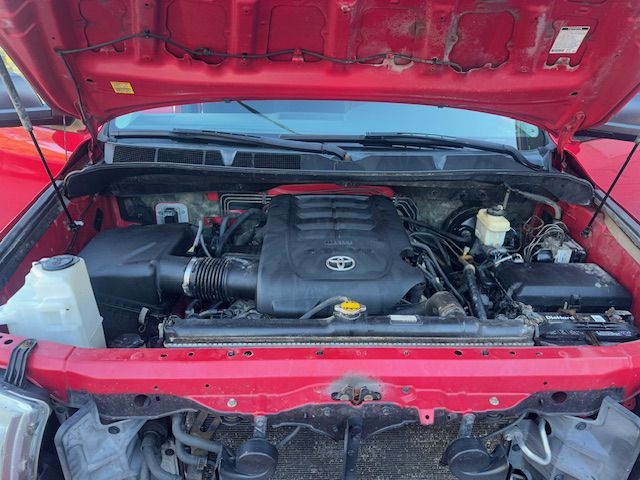 Toyota Tundra Tundra-Grade Double Cab 4.6L 4WD 2011