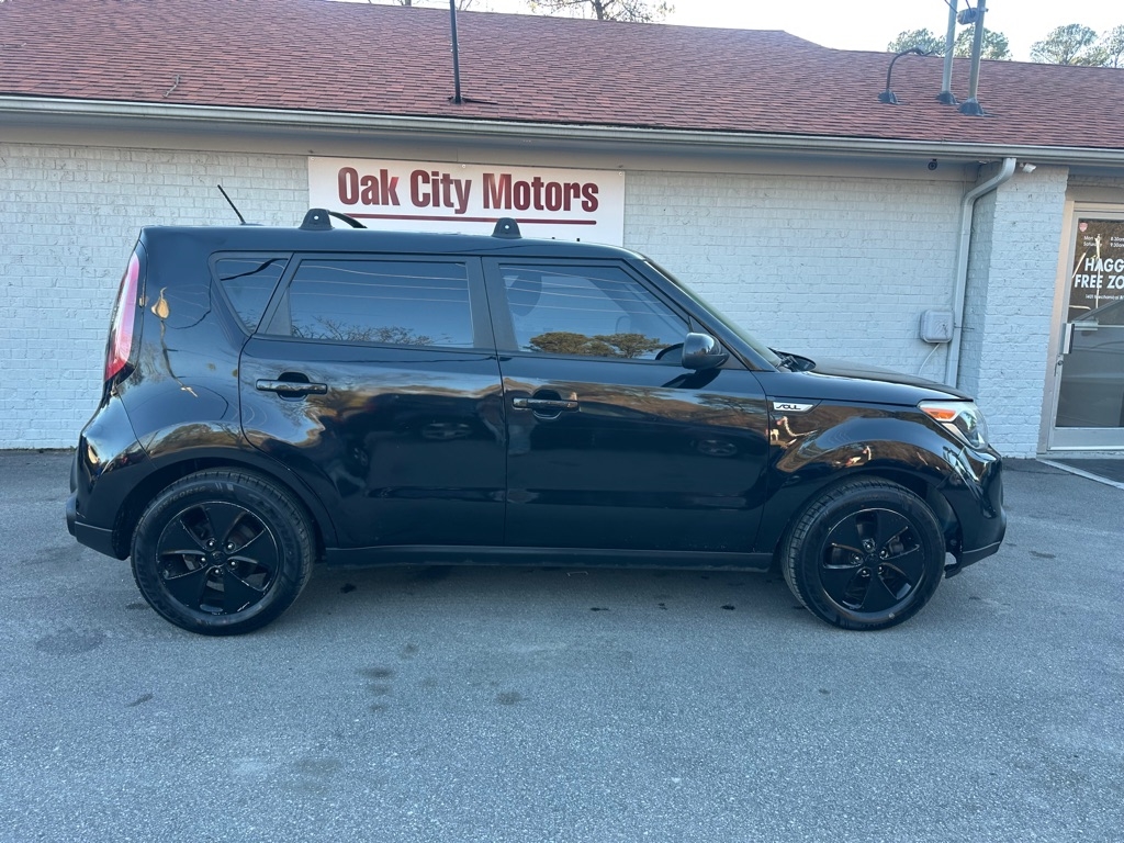 Kia Soul Base 6A 2016