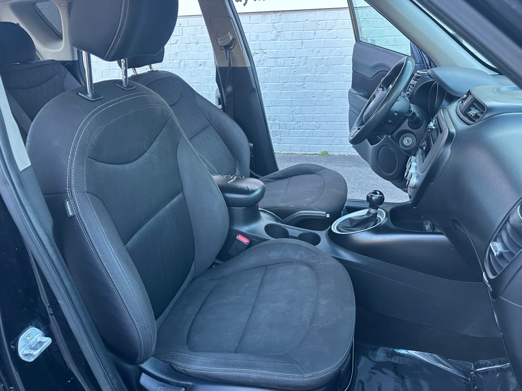 Kia Soul Base 6A 2016