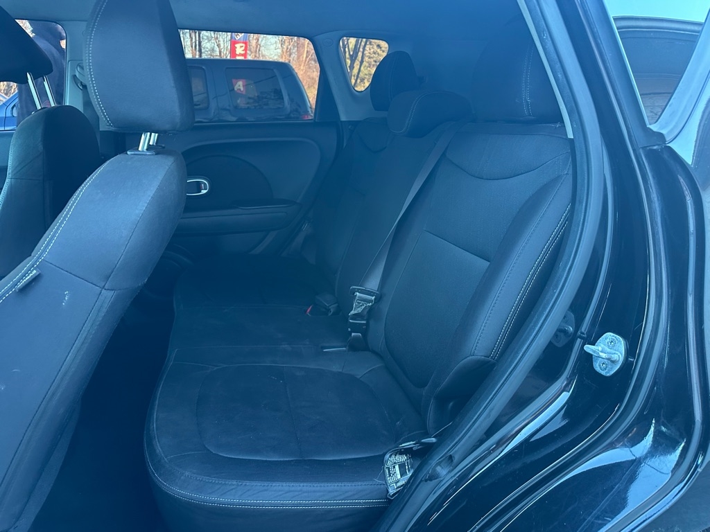 Kia Soul Base 6A 2016