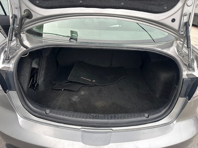 Mazda MAZDA3 i SV 4-Door 2010