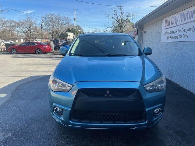 Mitsubishi Outlander Sport SE 4WD 2011