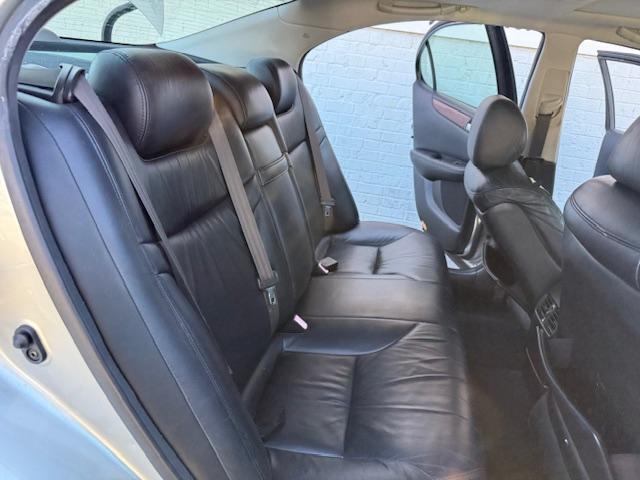 Lexus ES 330 Sedan 2004