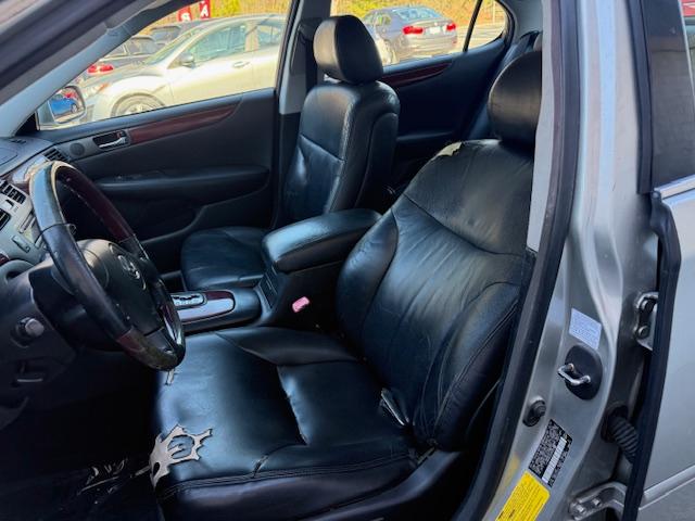 Lexus ES 330 Sedan 2004