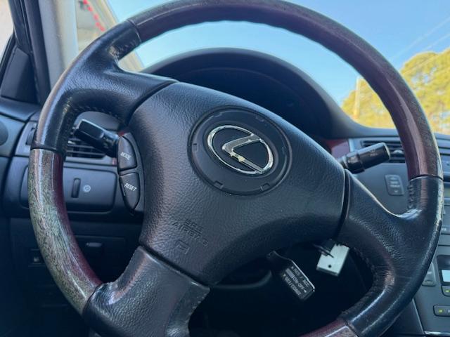 Lexus ES 330 Sedan 2004