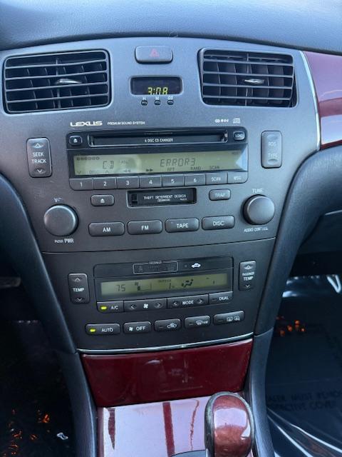 Lexus ES 330 Sedan 2004