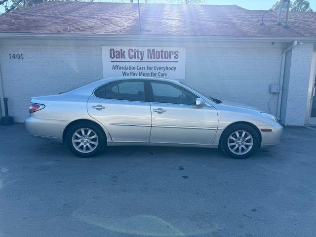 Lexus ES 330 Sedan 2004