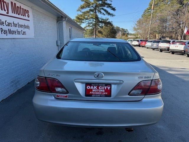 Lexus ES 330 Sedan 2004