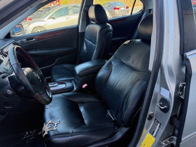 Lexus ES 330 Sedan 2004