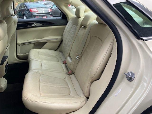 Lincoln MKZ Hybrid Sedan 2014