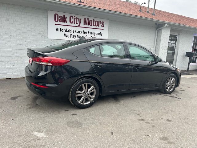 Hyundai Elantra Value Edition 6A 2017