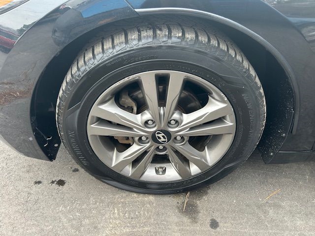 Hyundai Elantra Value Edition 6A 2017