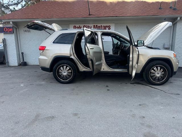 Jeep Grand Cherokee Laredo 2WD 2014