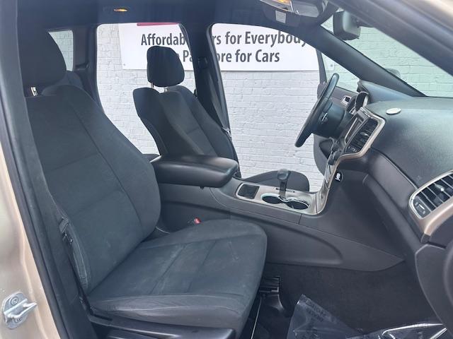 Jeep Grand Cherokee Laredo 2WD 2014