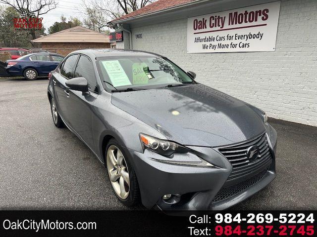 Lexus IS 200t 2016