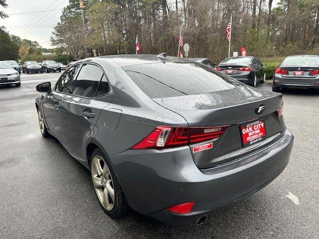 Lexus IS 200t 2016