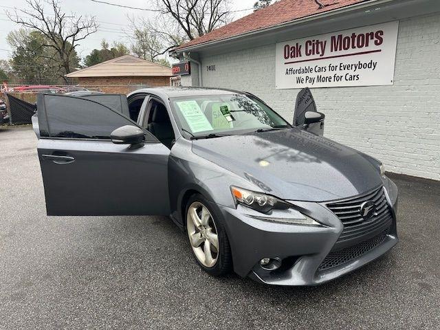 Lexus IS 200t 2016
