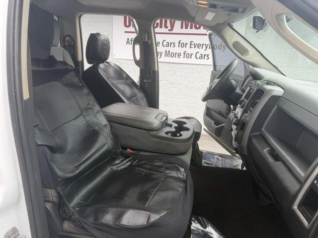 RAM 1500 Classic Tradesman Quad Cab 4WD 2019