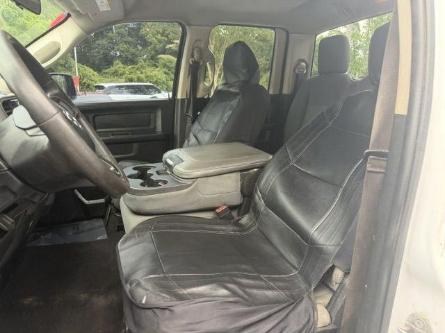 RAM 1500 Classic Tradesman Quad Cab 4WD 2019