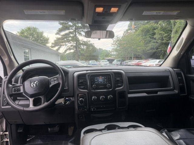 RAM 1500 Classic Tradesman Quad Cab 4WD 2019