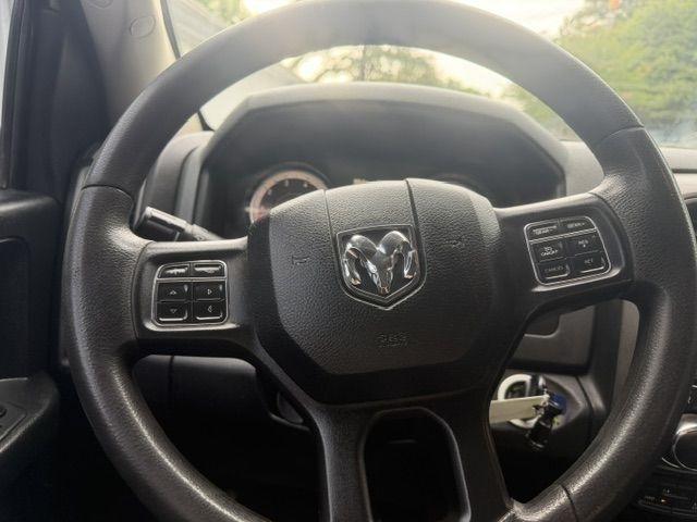 RAM 1500 Classic Tradesman Quad Cab 4WD 2019