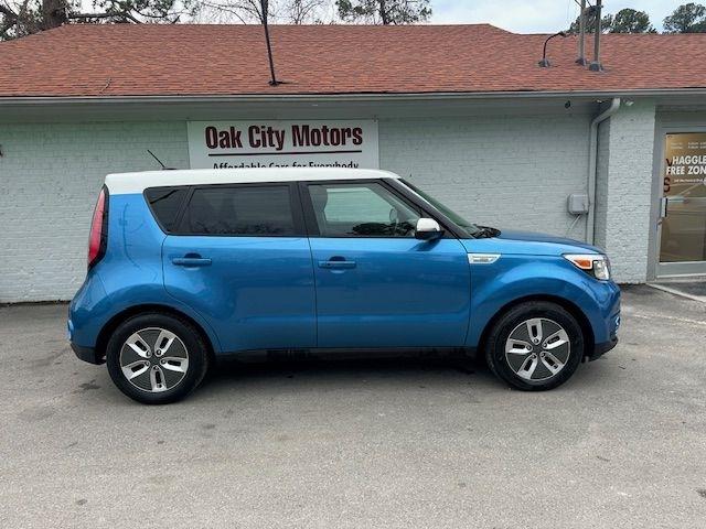 Kia Soul EV + 2017