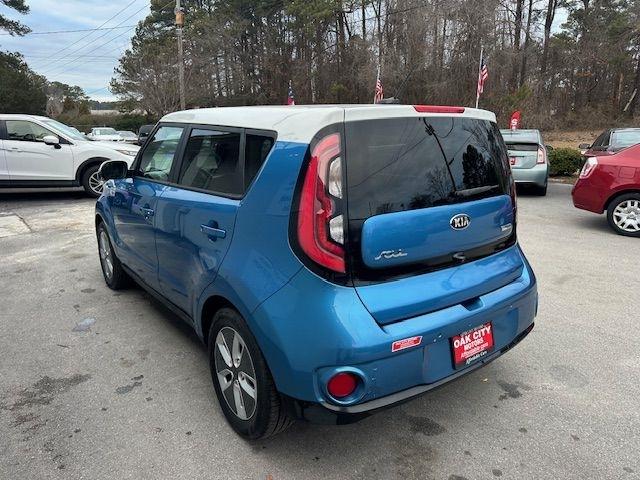 Kia Soul EV + 2017