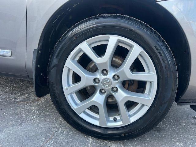 Nissan Rogue S AWD 2013