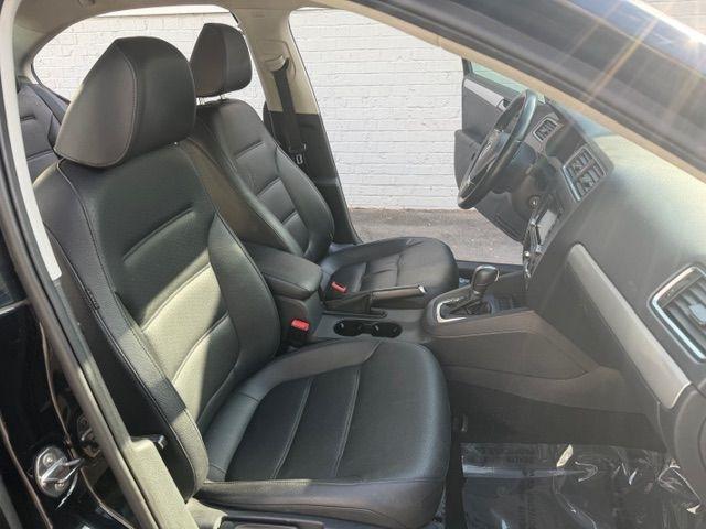 Volkswagen Jetta SE 2013