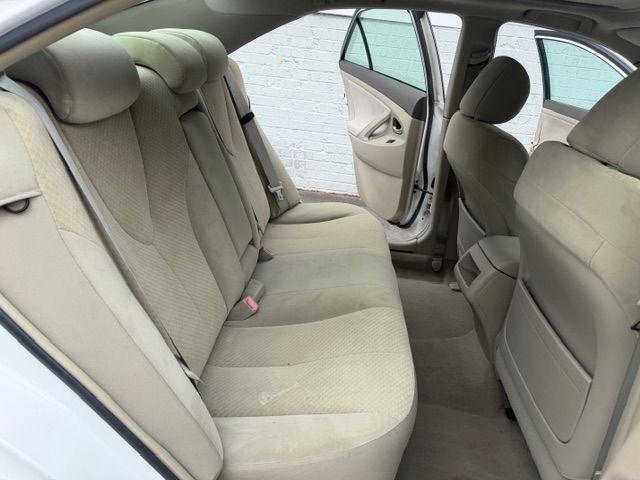 Toyota Camry LE V6 2007