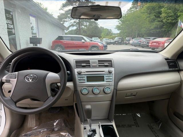 Toyota Camry LE V6 2007