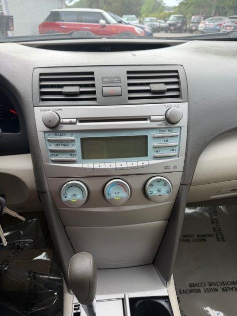 Toyota Camry LE V6 2007