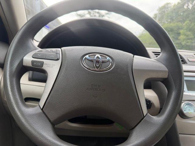 Toyota Camry LE V6 2007