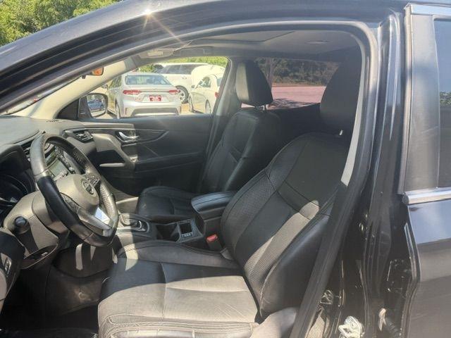 Nissan Rogue Sport S 2018