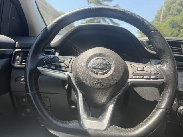 Nissan Rogue Sport S 2018