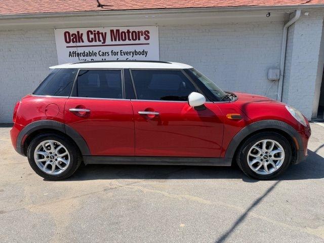 MINI Cooper 4-Door 2018
