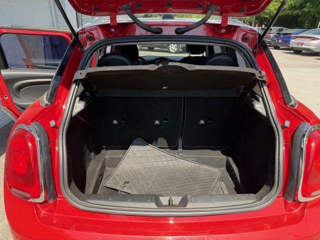 MINI Cooper 4-Door 2018